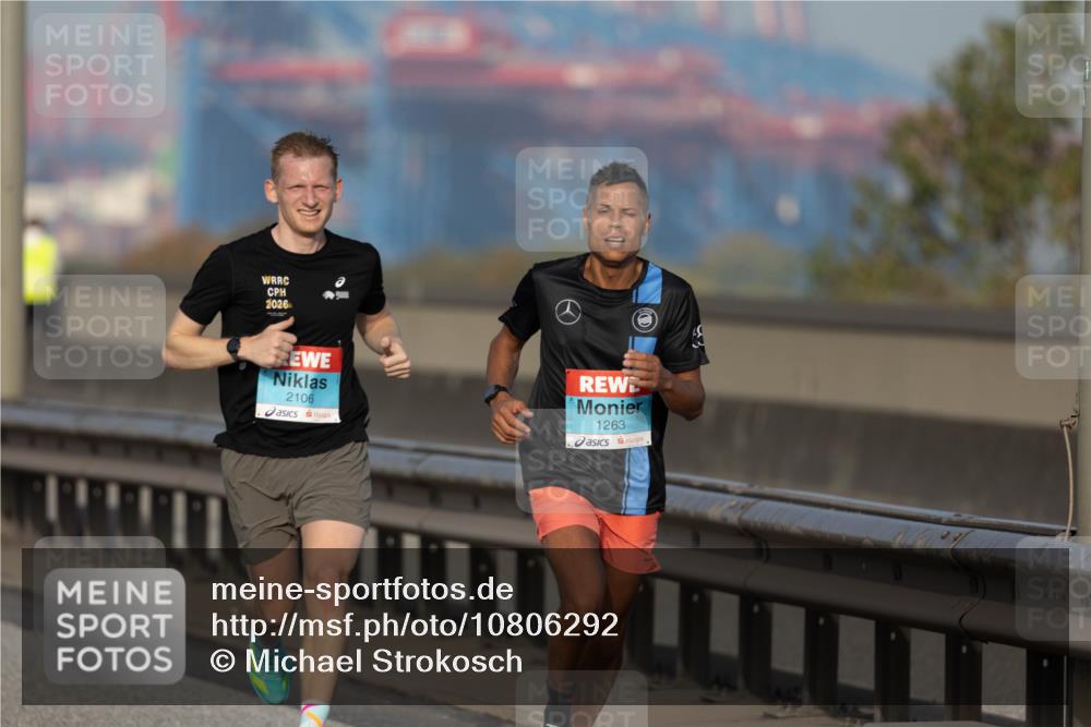 03.10.2026 - Köhlbrandbrückenlauf Michael Strokosch http://msf.ph/oto/10806292 03.10.2026 09:34:11 Position 3 2026, 2106, 1263 meine-sportfotos.de