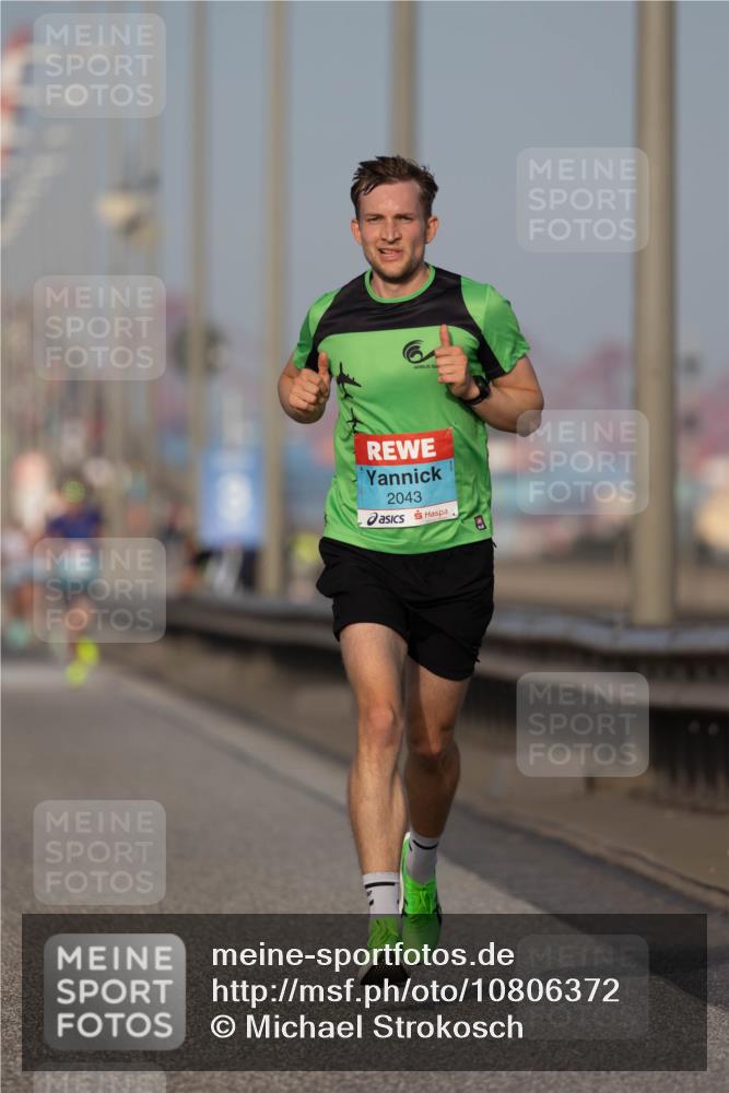 03.10.2026 - Köhlbrandbrückenlauf Michael Strokosch http://msf.ph/oto/10806372 03.10.2026 09:34:50 Position 3 2043 meine-sportfotos.de