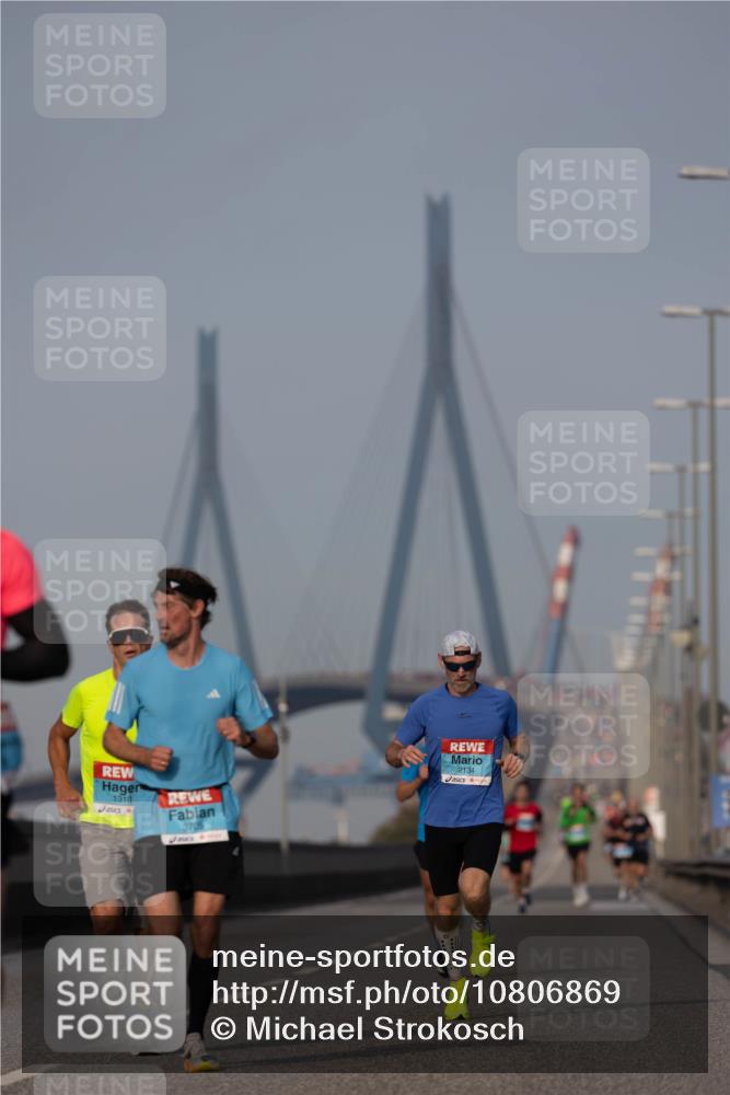 03.10.2026 - Köhlbrandbrückenlauf Michael Strokosch http://msf.ph/oto/10806869 03.10.2026 09:38:47 Position 3 1310, 3705, 2134 meine-sportfotos.de