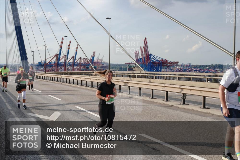 03.10.2026 - Köhlbrandbrückenlauf Michael Burmester http://msf.ph/oto/10815472 03.10.2026 16:09:47 Position 2  meine-sportfotos.de