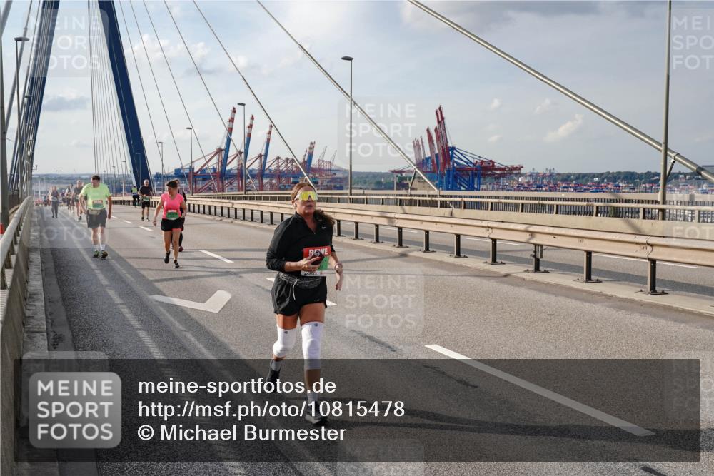 03.10.2026 - Köhlbrandbrückenlauf Michael Burmester http://msf.ph/oto/10815478 03.10.2026 16:09:50 Position 2  meine-sportfotos.de