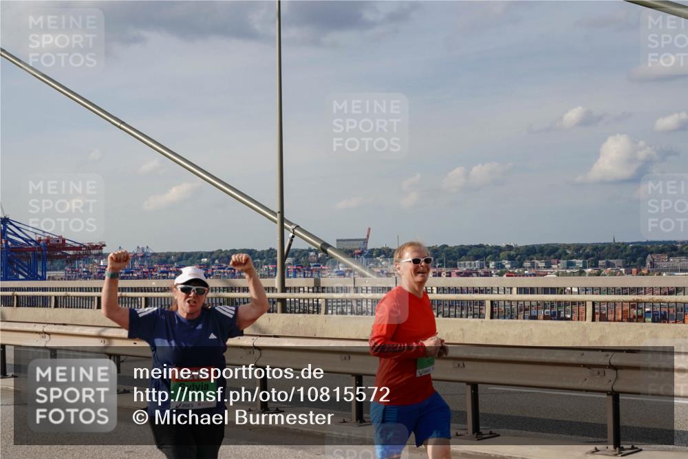 03.10.2026 - Köhlbrandbrückenlauf Michael Burmester http://msf.ph/oto/10815572 03.10.2026 16:11:05 Position 2 7526, 7521 meine-sportfotos.de