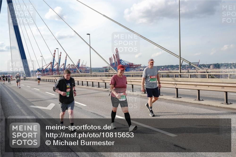 03.10.2026 - Köhlbrandbrückenlauf Michael Burmester http://msf.ph/oto/10815653 03.10.2026 16:12:27 Position 2  meine-sportfotos.de