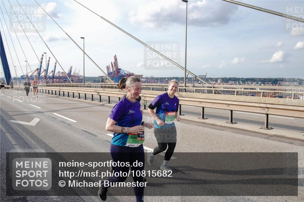 03.10.2026 - Köhlbrandbrückenlauf Michael Burmester http://msf.ph/oto/10815682 03.10.2026 16:12:47 Position 2 7345, 7243 meine-sportfotos.de