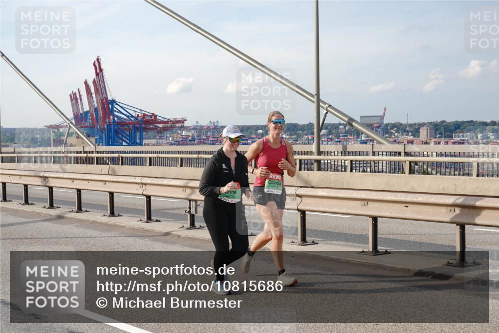 03.10.2026 - Köhlbrandbrückenlauf Michael Burmester http://msf.ph/oto/10815686 03.10.2026 16:12:56 Position 2 9258 meine-sportfotos.de