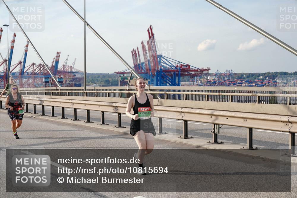 03.10.2026 - Köhlbrandbrückenlauf Michael Burmester http://msf.ph/oto/10815694 03.10.2026 16:13:01 Position 2  meine-sportfotos.de