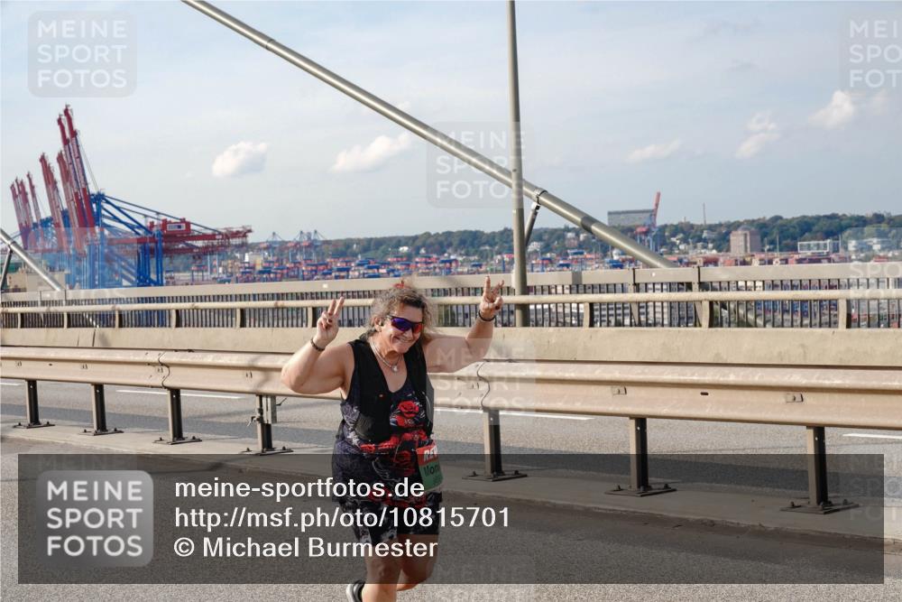 03.10.2026 - Köhlbrandbrückenlauf Michael Burmester http://msf.ph/oto/10815701 03.10.2026 16:13:06 Position 2  meine-sportfotos.de