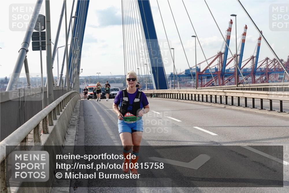 03.10.2026 - Köhlbrandbrückenlauf Michael Burmester http://msf.ph/oto/10815758 03.10.2026 16:15:30 Position 2 9531 meine-sportfotos.de