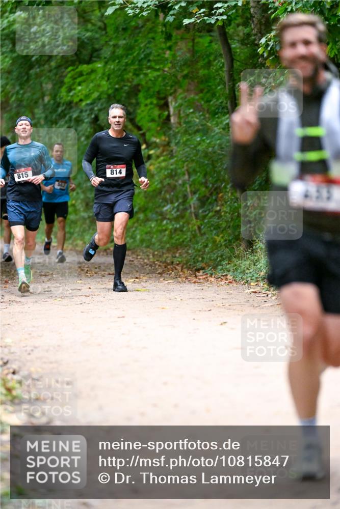 11.10.2026 - Bramfelder Halbmarathon 2026 Dr. Thomas Lammeyer http://msf.ph/oto/10815847 11.10.2026 09:50:08 Laufen 815, 814 meine-sportfotos.de