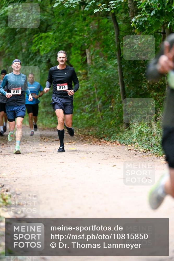 11.10.2026 - Bramfelder Halbmarathon 2026 Dr. Thomas Lammeyer http://msf.ph/oto/10815850 11.10.2026 09:50:08 Laufen 815, 814 meine-sportfotos.de