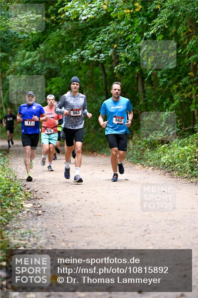 11.10.2026 - Bramfelder Halbmarathon 2026 Dr. Thomas Lammeyer http://msf.ph/oto/10815892 11.10.2026 09:50:15 Laufen 17, 576, 563, 562 meine-sportfotos.de