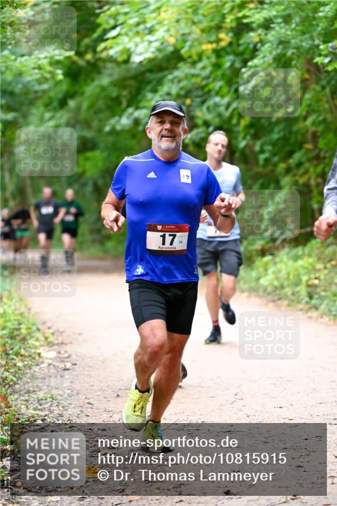 11.10.2026 - Bramfelder Halbmarathon 2026 Dr. Thomas Lammeyer http://msf.ph/oto/10815915 11.10.2026 09:50:18 Laufen 17, 24 meine-sportfotos.de