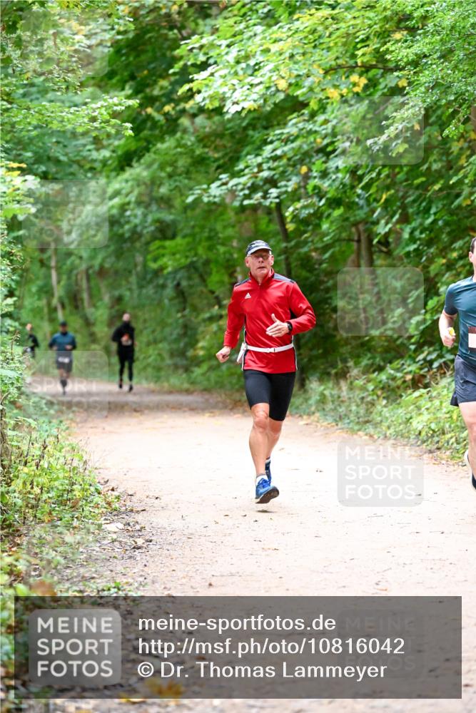 11.10.2026 - Bramfelder Halbmarathon 2026 Dr. Thomas Lammeyer http://msf.ph/oto/10816042 11.10.2026 09:50:44 Laufen  meine-sportfotos.de