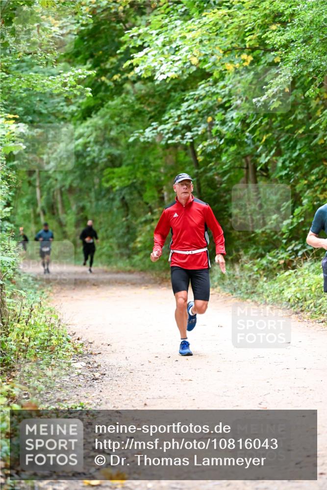11.10.2026 - Bramfelder Halbmarathon 2026 Dr. Thomas Lammeyer http://msf.ph/oto/10816043 11.10.2026 09:50:44 Laufen  meine-sportfotos.de