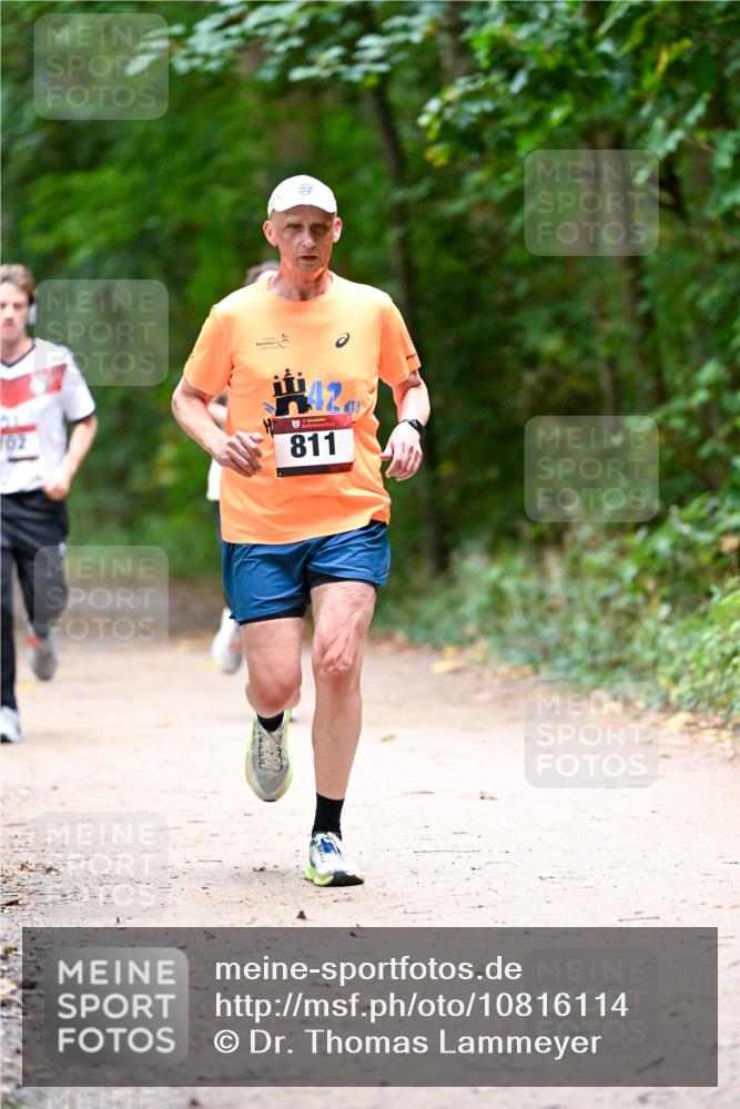 11.10.2026 - Bramfelder Halbmarathon 2026 Dr. Thomas Lammeyer http://msf.ph/oto/10816114 11.10.2026 09:51:21 Laufen 811 meine-sportfotos.de