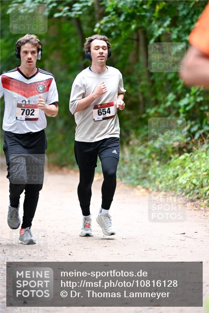 11.10.2026 - Bramfelder Halbmarathon 2026 Dr. Thomas Lammeyer http://msf.ph/oto/10816128 11.10.2026 09:51:23 Laufen 702, 6, 31, 654 meine-sportfotos.de