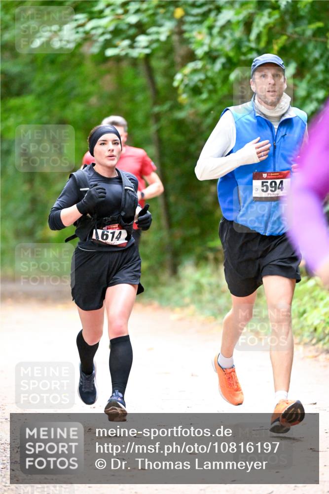 11.10.2026 - Bramfelder Halbmarathon 2026 Dr. Thomas Lammeyer http://msf.ph/oto/10816197 11.10.2026 09:52:01 Laufen 614, 52, 594 meine-sportfotos.de