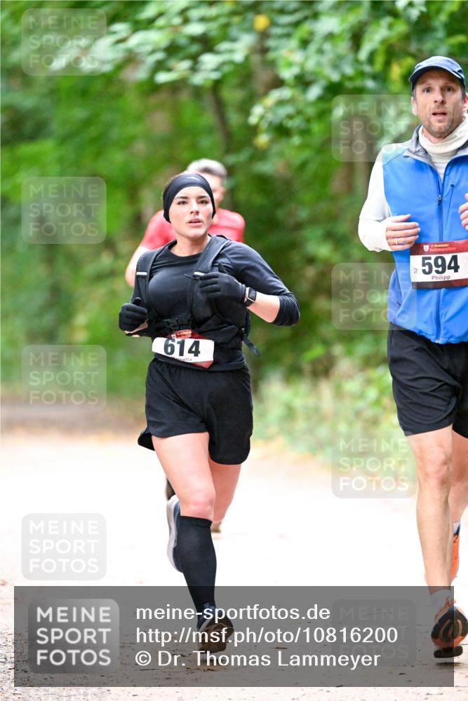 11.10.2026 - Bramfelder Halbmarathon 2026 Dr. Thomas Lammeyer http://msf.ph/oto/10816200 11.10.2026 09:52:01 Laufen 614, 52, 594 meine-sportfotos.de