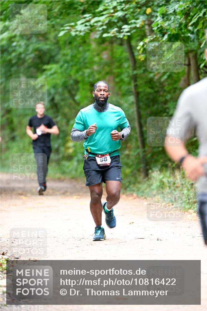 11.10.2026 - Bramfelder Halbmarathon 2026 Dr. Thomas Lammeyer http://msf.ph/oto/10816422 11.10.2026 09:53:04 Laufen 8 meine-sportfotos.de