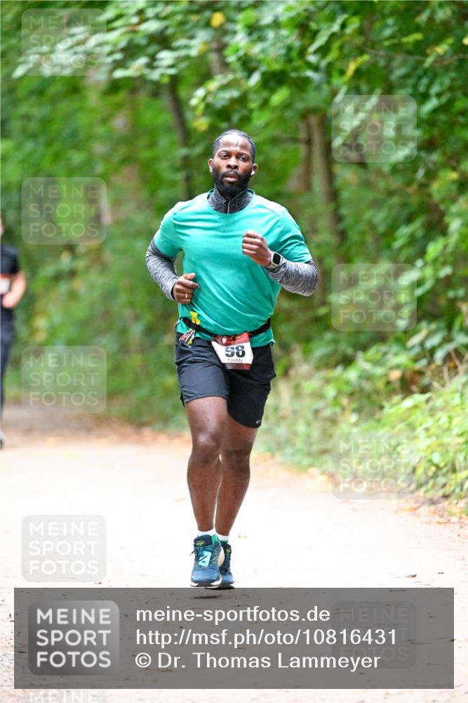 11.10.2026 - Bramfelder Halbmarathon 2026 Dr. Thomas Lammeyer http://msf.ph/oto/10816431 11.10.2026 09:53:05 Laufen 98 meine-sportfotos.de