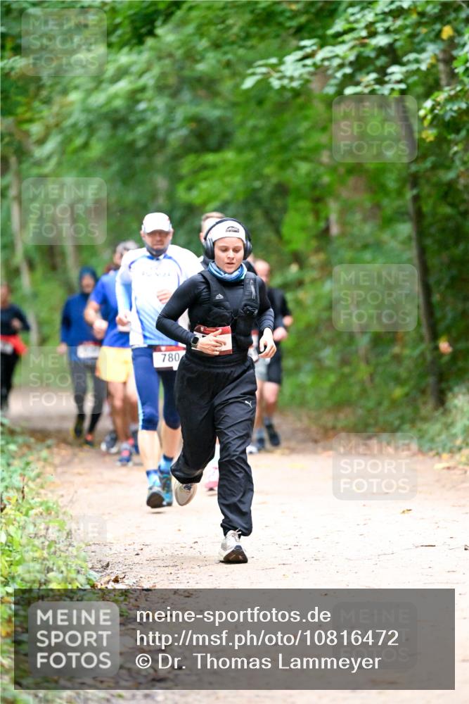 11.10.2026 - Bramfelder Halbmarathon 2026 Dr. Thomas Lammeyer http://msf.ph/oto/10816472 11.10.2026 09:53:19 Laufen 780 meine-sportfotos.de