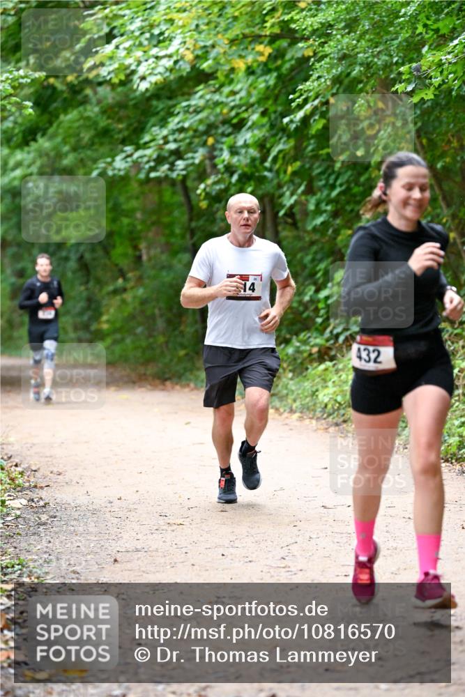 11.10.2026 - Bramfelder Halbmarathon 2026 Dr. Thomas Lammeyer http://msf.ph/oto/10816570 11.10.2026 09:53:42 Laufen 14, 432 meine-sportfotos.de