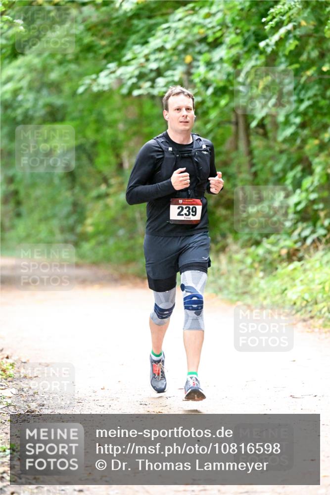 11.10.2026 - Bramfelder Halbmarathon 2026 Dr. Thomas Lammeyer http://msf.ph/oto/10816598 11.10.2026 09:53:47 Laufen 239 meine-sportfotos.de
