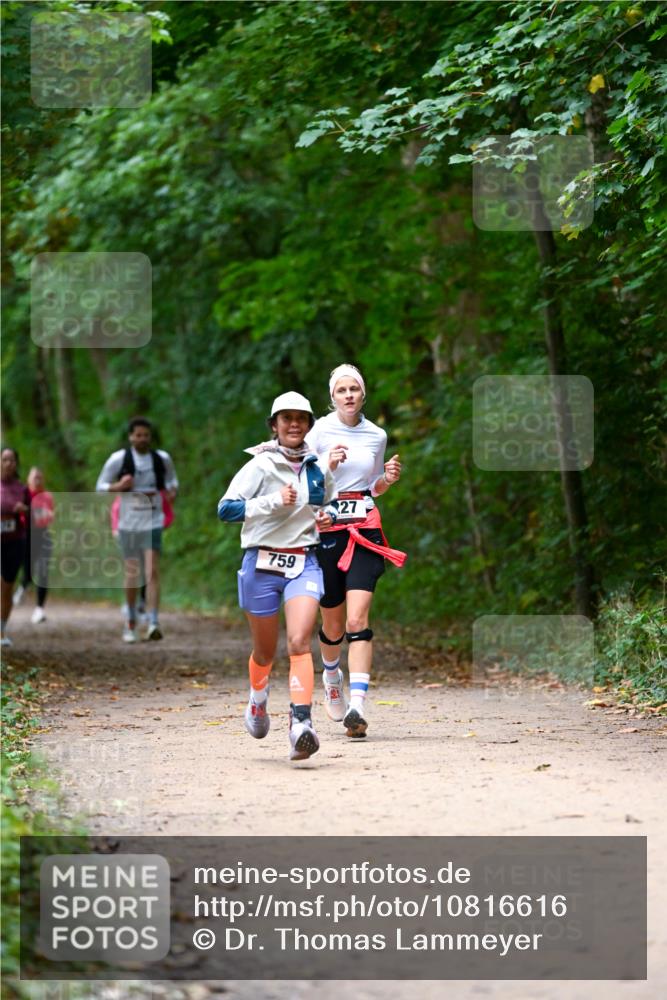 11.10.2026 - Bramfelder Halbmarathon 2026 Dr. Thomas Lammeyer http://msf.ph/oto/10816616 11.10.2026 09:53:55 Laufen 759, 27 meine-sportfotos.de