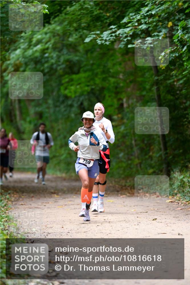 11.10.2026 - Bramfelder Halbmarathon 2026 Dr. Thomas Lammeyer http://msf.ph/oto/10816618 11.10.2026 09:53:55 Laufen 759, 24 meine-sportfotos.de