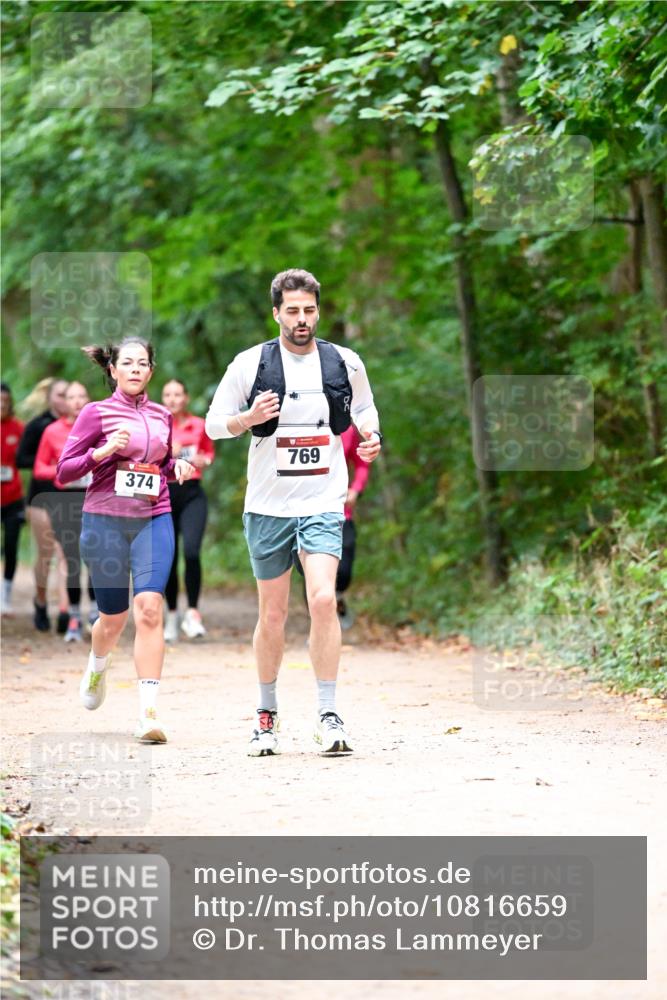 11.10.2026 - Bramfelder Halbmarathon 2026 Dr. Thomas Lammeyer http://msf.ph/oto/10816659 11.10.2026 09:54:03 Laufen 374, 769 meine-sportfotos.de