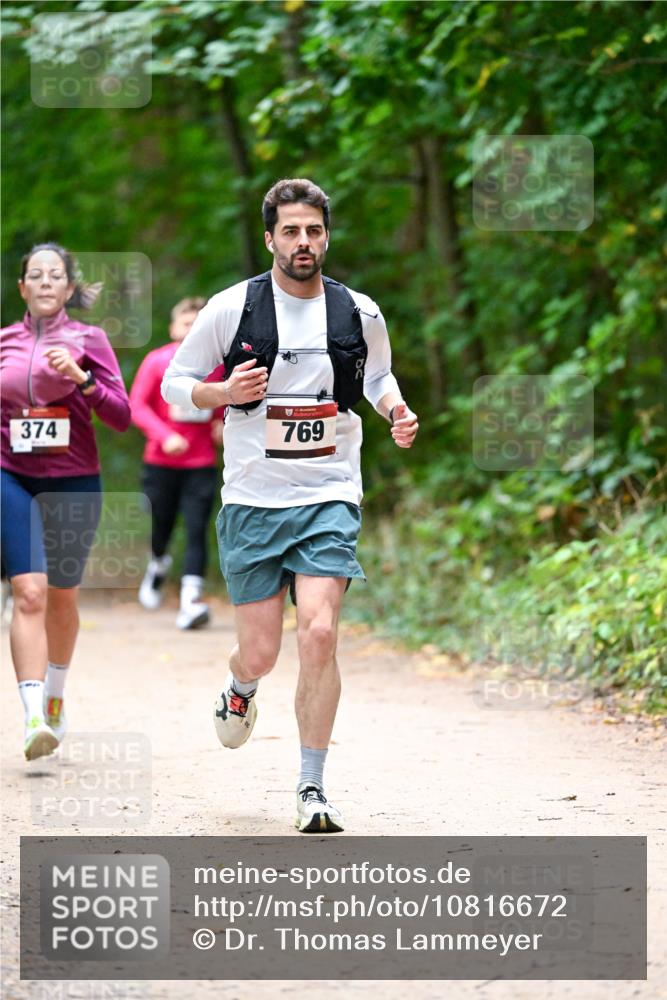 11.10.2026 - Bramfelder Halbmarathon 2026 Dr. Thomas Lammeyer http://msf.ph/oto/10816672 11.10.2026 09:54:05 Laufen 374, 769 meine-sportfotos.de