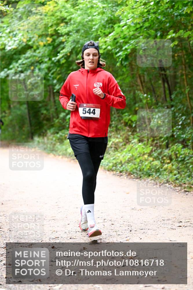 11.10.2026 - Bramfelder Halbmarathon 2026 Dr. Thomas Lammeyer http://msf.ph/oto/10816718 11.10.2026 09:54:14 Laufen 544 meine-sportfotos.de