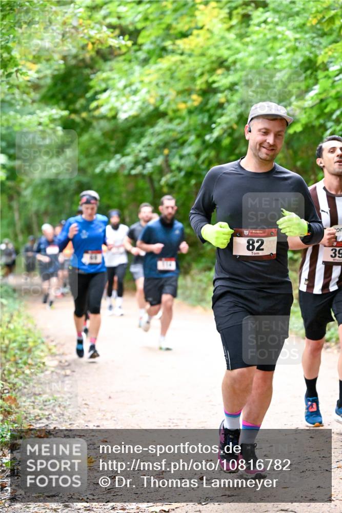 11.10.2026 - Bramfelder Halbmarathon 2026 Dr. Thomas Lammeyer http://msf.ph/oto/10816782 11.10.2026 09:54:28 Laufen 82, 3, 39 meine-sportfotos.de