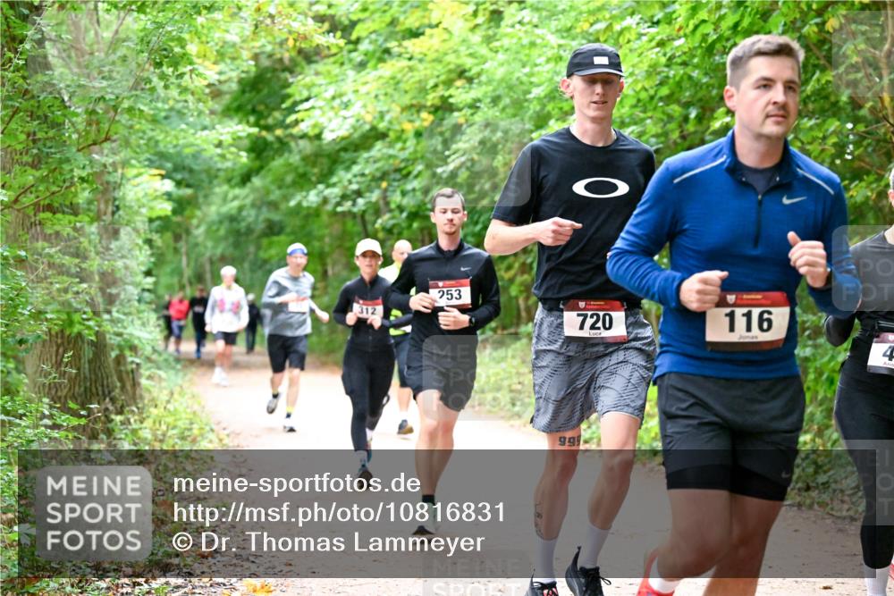 11.10.2026 - Bramfelder Halbmarathon 2026 Dr. Thomas Lammeyer http://msf.ph/oto/10816831 11.10.2026 09:54:38 Laufen 312, 253, 720, 116, 4, 991 meine-sportfotos.de