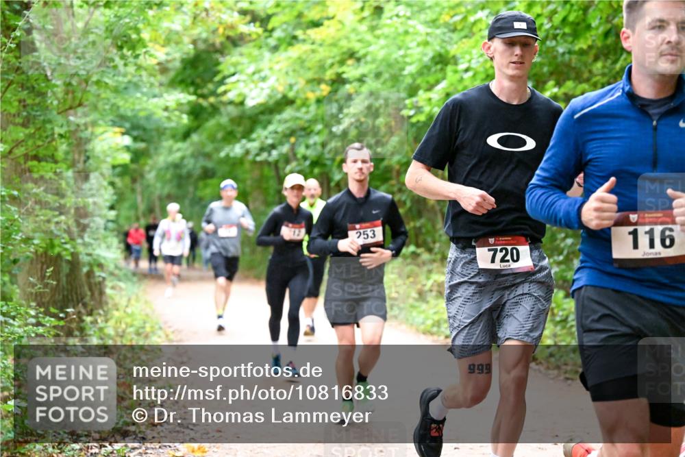 11.10.2026 - Bramfelder Halbmarathon 2026 Dr. Thomas Lammeyer http://msf.ph/oto/10816833 11.10.2026 09:54:38 Laufen 253, 720, 116, 999 meine-sportfotos.de