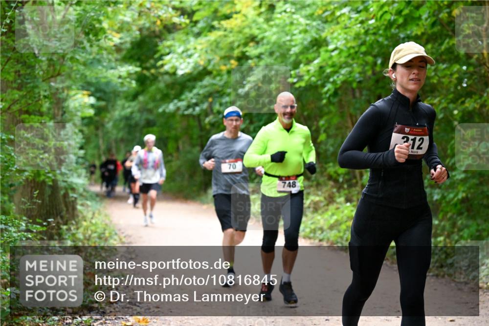 11.10.2026 - Bramfelder Halbmarathon 2026 Dr. Thomas Lammeyer http://msf.ph/oto/10816845 11.10.2026 09:54:41 Laufen 70, 748, 212 meine-sportfotos.de