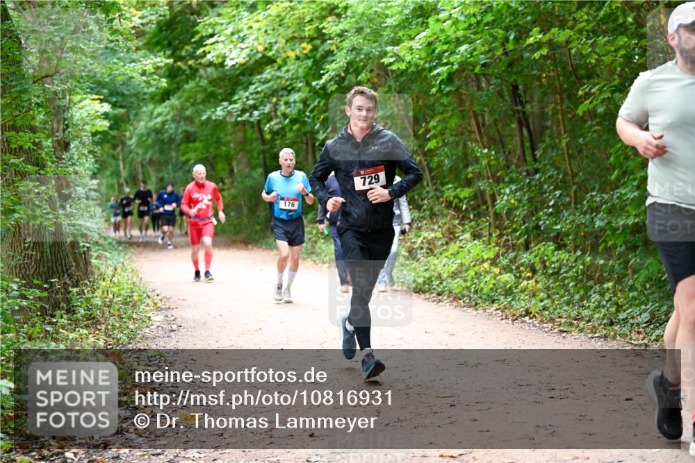 11.10.2026 - Bramfelder Halbmarathon 2026 Dr. Thomas Lammeyer http://msf.ph/oto/10816931 11.10.2026 09:55:04 Laufen 176, 729 meine-sportfotos.de