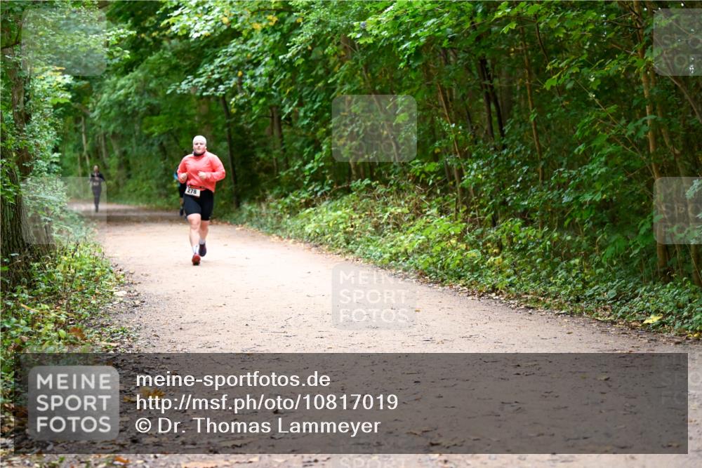 11.10.2026 - Bramfelder Halbmarathon 2026 Dr. Thomas Lammeyer http://msf.ph/oto/10817019 11.10.2026 09:55:28 Laufen 278 meine-sportfotos.de