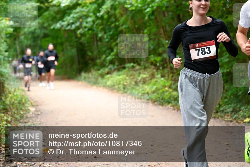 11.10.2026 - Bramfelder Halbmarathon 2026 Dr. Thomas Lammeyer http://msf.ph/oto/10817346 11.10.2026 09:57:08 Laufen 35, 783 meine-sportfotos.de