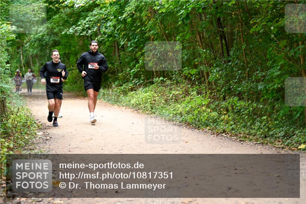 11.10.2026 - Bramfelder Halbmarathon 2026 Dr. Thomas Lammeyer http://msf.ph/oto/10817351 11.10.2026 09:57:11 Laufen 708, 70 meine-sportfotos.de