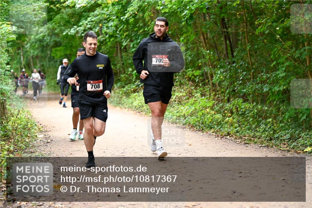 11.10.2026 - Bramfelder Halbmarathon 2026 Dr. Thomas Lammeyer http://msf.ph/oto/10817367 11.10.2026 09:57:13 Laufen 708, 709 meine-sportfotos.de