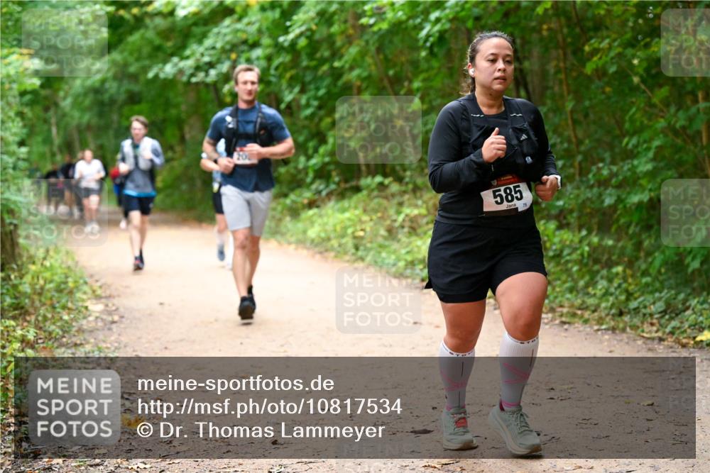 11.10.2026 - Bramfelder Halbmarathon 2026 Dr. Thomas Lammeyer http://msf.ph/oto/10817534 11.10.2026 09:57:49 Laufen 585, 75 meine-sportfotos.de