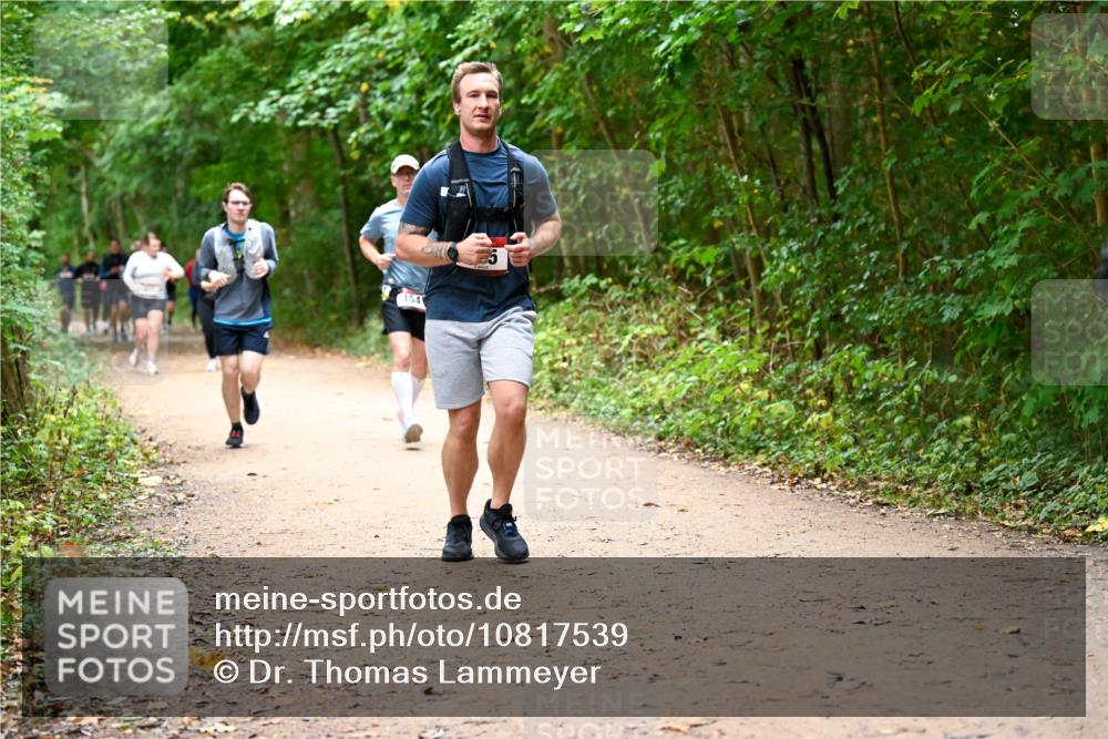 11.10.2026 - Bramfelder Halbmarathon 2026 Dr. Thomas Lammeyer http://msf.ph/oto/10817539 11.10.2026 09:57:50 Laufen 154 meine-sportfotos.de