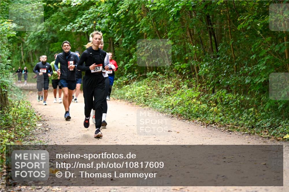 11.10.2026 - Bramfelder Halbmarathon 2026 Dr. Thomas Lammeyer http://msf.ph/oto/10817609 11.10.2026 09:58:01 Laufen 216, 357, 409 meine-sportfotos.de