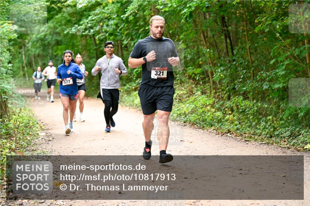 11.10.2026 - Bramfelder Halbmarathon 2026 Dr. Thomas Lammeyer http://msf.ph/oto/10817913 11.10.2026 09:59:30 Laufen 577, 474, 321 meine-sportfotos.de