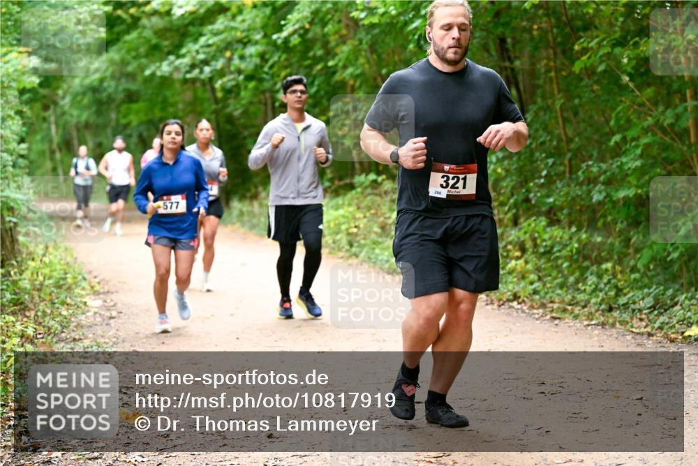 11.10.2026 - Bramfelder Halbmarathon 2026 Dr. Thomas Lammeyer http://msf.ph/oto/10817919 11.10.2026 09:59:31 Laufen 577, 286, 321 meine-sportfotos.de