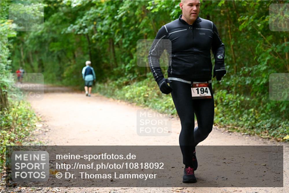11.10.2026 - Bramfelder Halbmarathon 2026 Dr. Thomas Lammeyer http://msf.ph/oto/10818092 11.10.2026 10:00:37 Laufen 194 meine-sportfotos.de