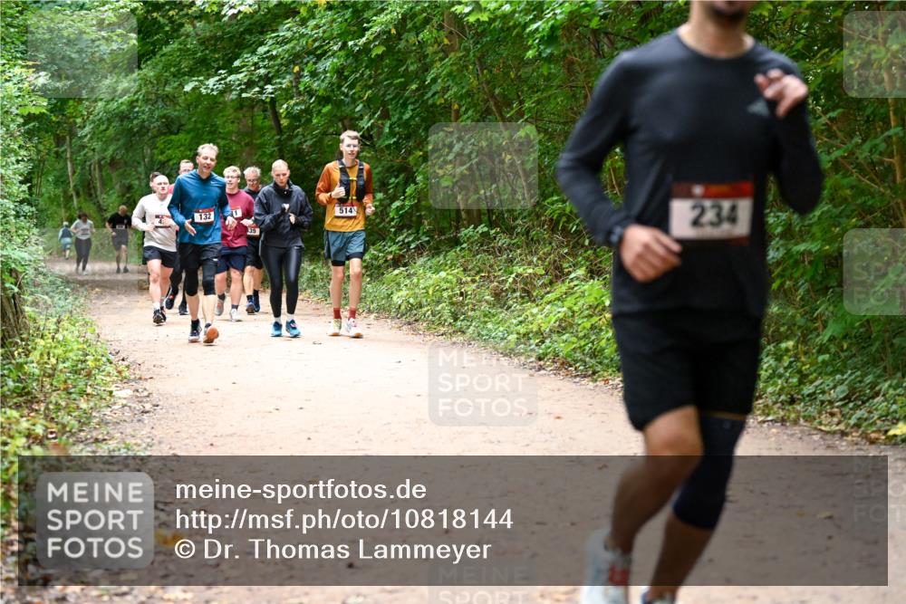 11.10.2026 - Bramfelder Halbmarathon 2026 Dr. Thomas Lammeyer http://msf.ph/oto/10818144 11.10.2026 10:01:08 Laufen 132, 35, 514, 234 meine-sportfotos.de
