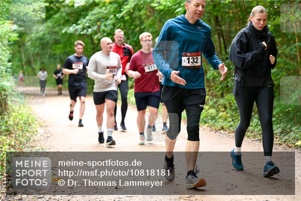 11.10.2026 - Bramfelder Halbmarathon 2026 Dr. Thomas Lammeyer http://msf.ph/oto/10818181 11.10.2026 10:01:13 Laufen 200, 469, 411, 132 meine-sportfotos.de