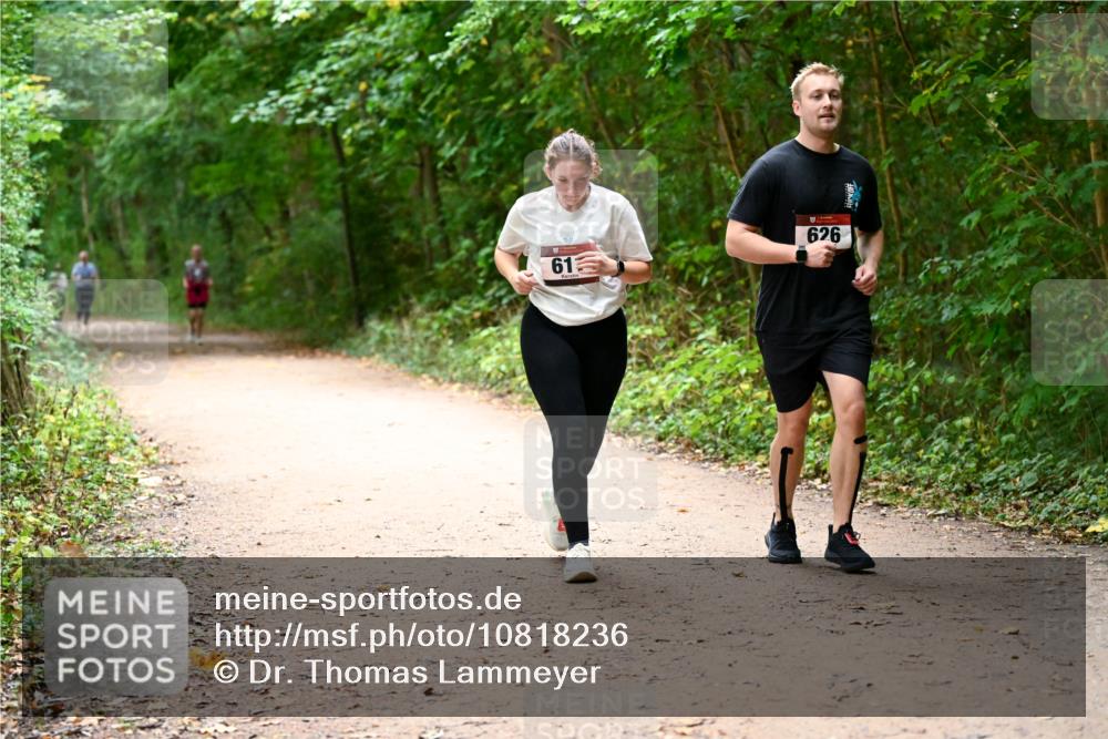 11.10.2026 - Bramfelder Halbmarathon 2026 Dr. Thomas Lammeyer http://msf.ph/oto/10818236 11.10.2026 10:01:27 Laufen 61, 626 meine-sportfotos.de